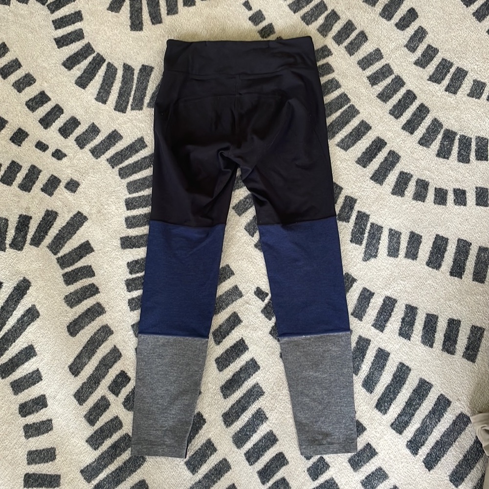 Outdoor Voices Leggings - Picture 3 of 3